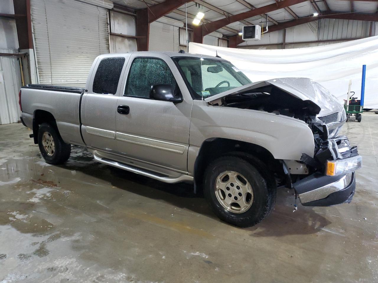2004 CHEVROLET Silverado