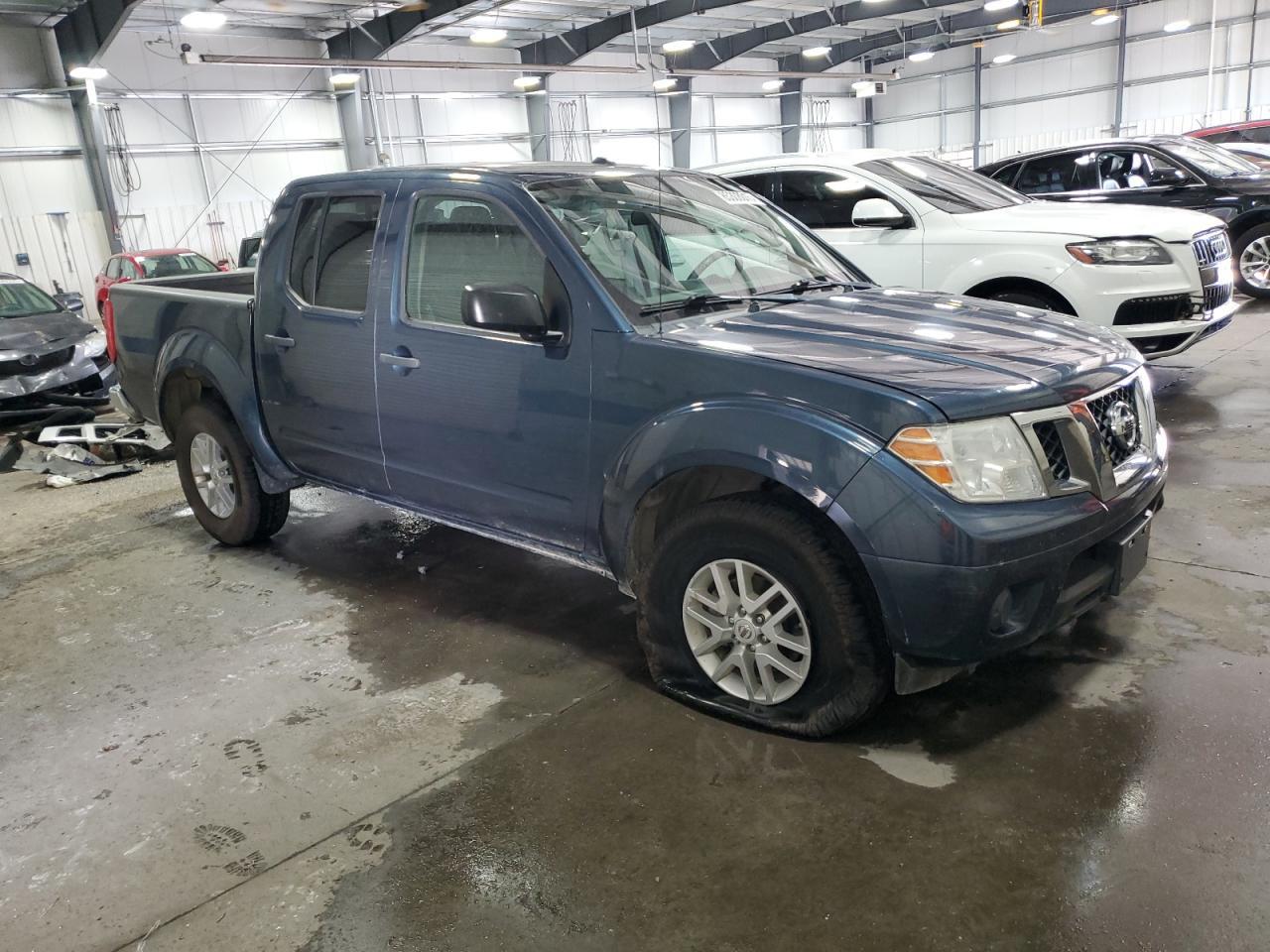 2017 NISSAN Frontier