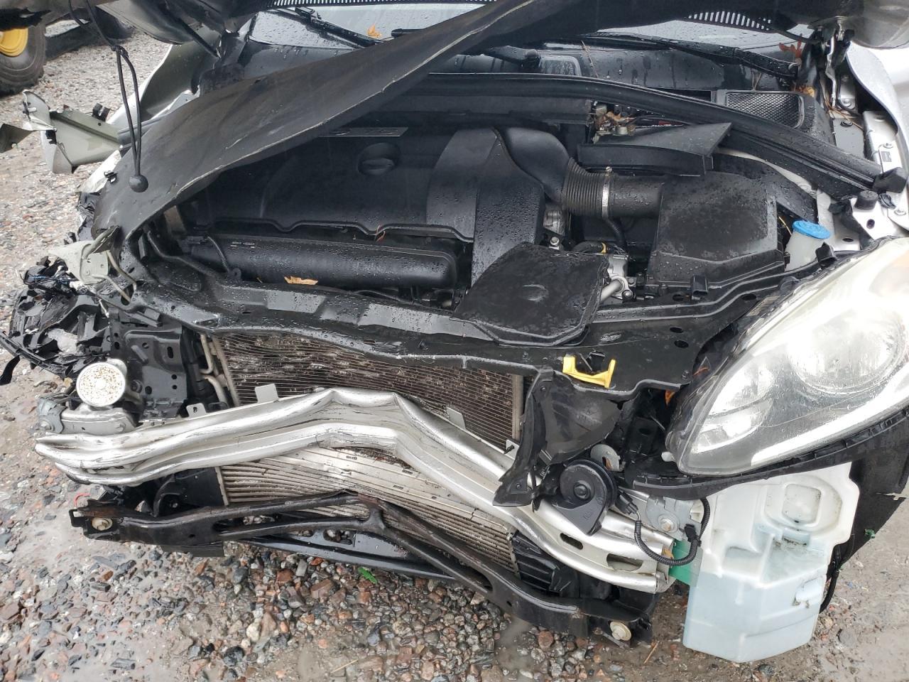 2015 VOLVO XC60