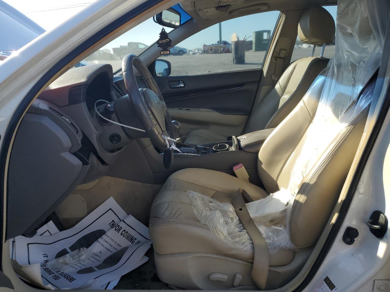 2012 INFINITI G37
