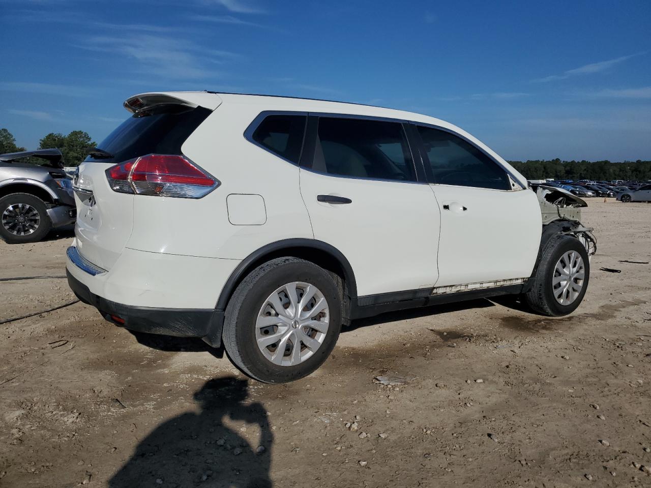 2016 NISSAN ROGUE