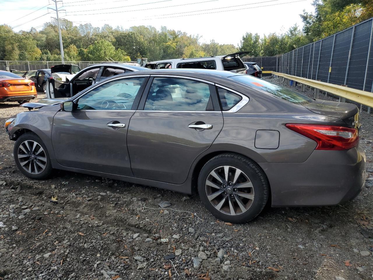 2017 NISSAN ALTIMA