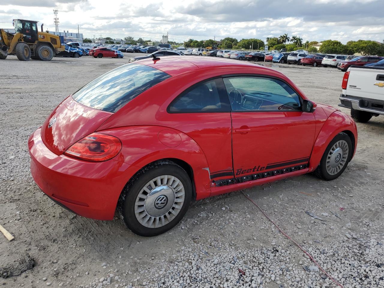 2013 VOLKSWAGEN Beetle
