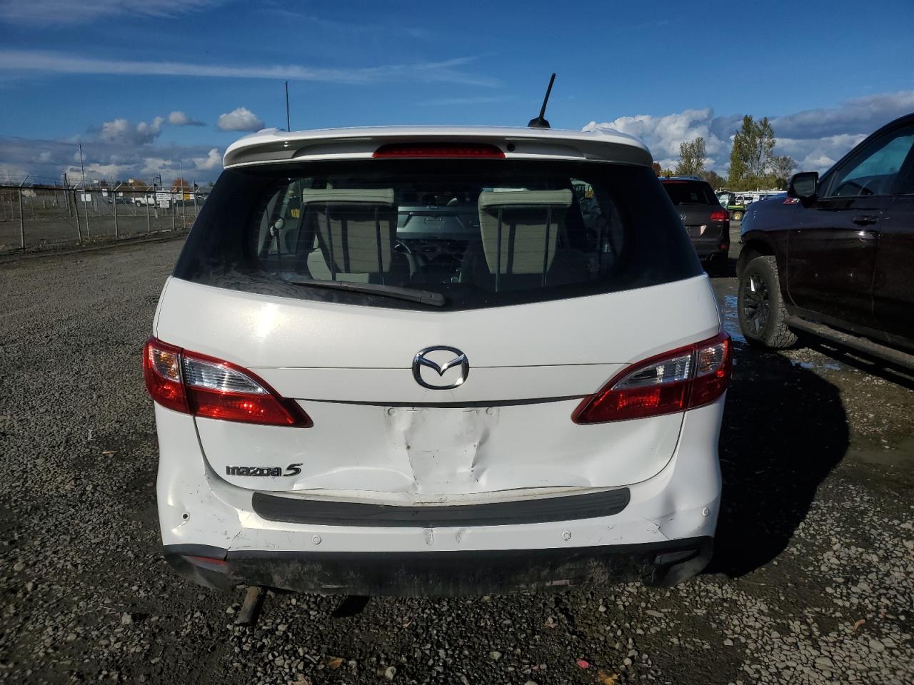 2013 MAZDA 5