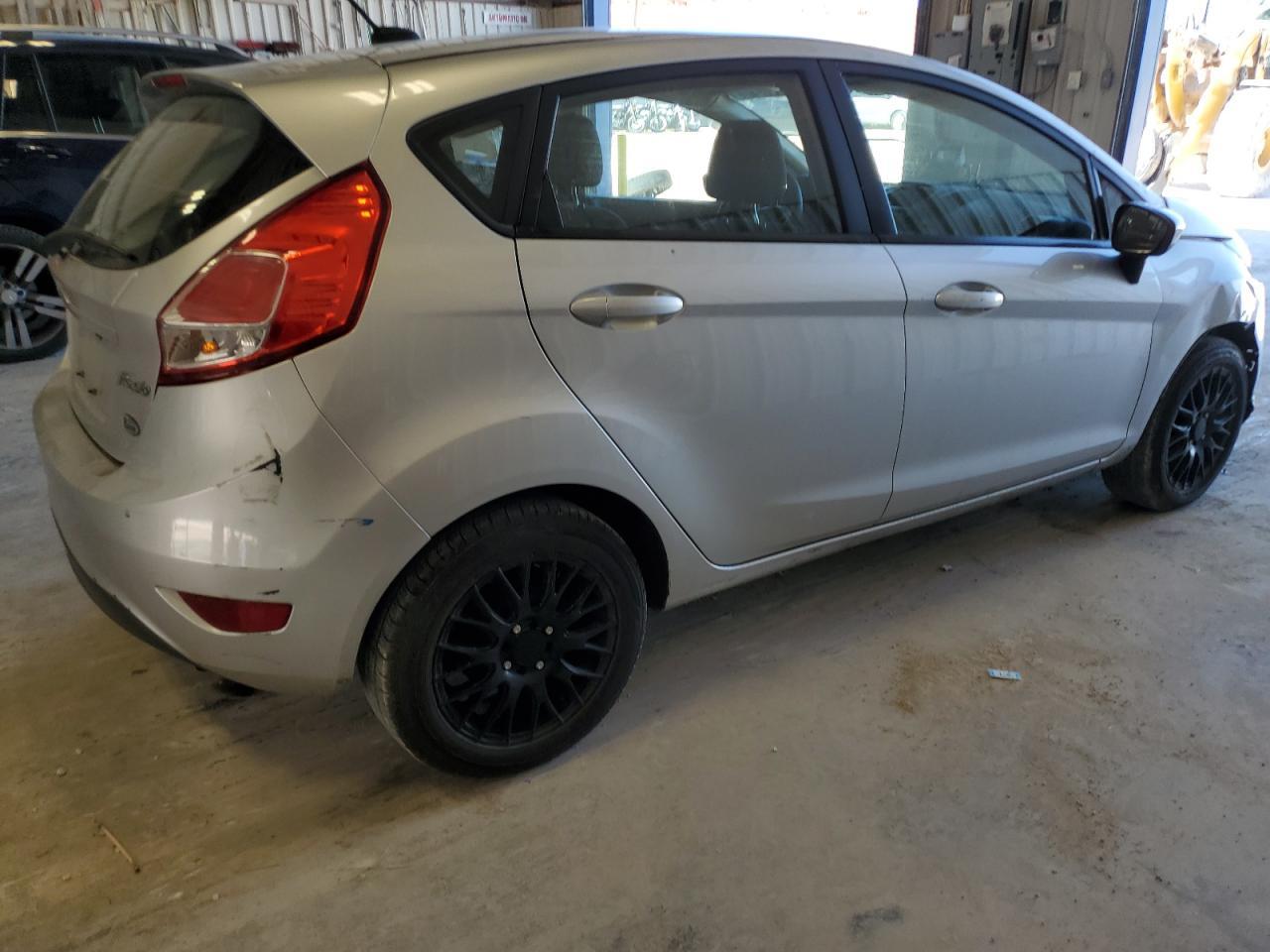 2017 FORD Fiesta
