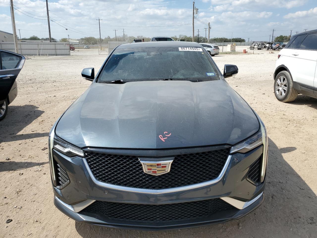 2022 CADILLAC CT4