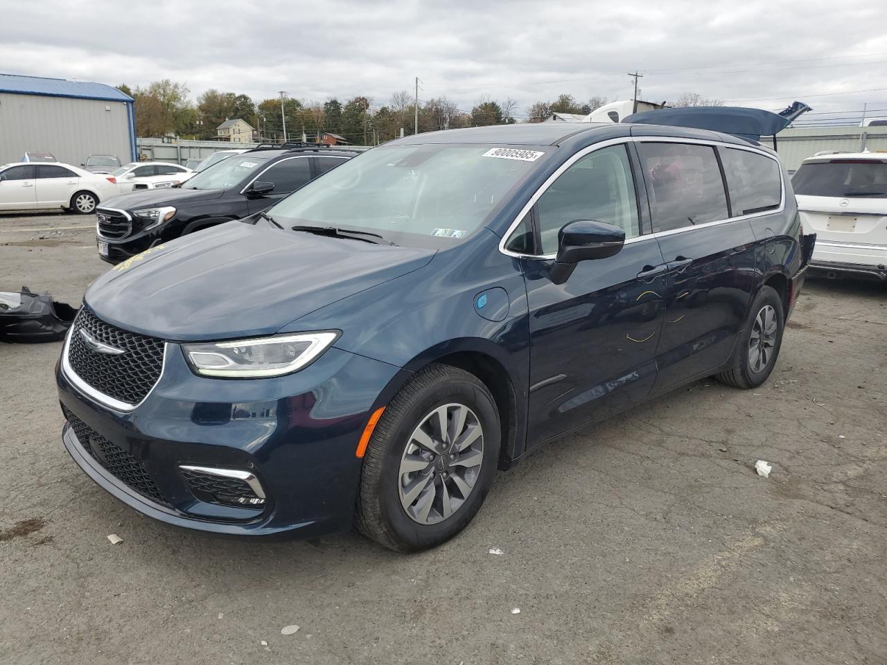 2023 CHRYSLER Pacifica