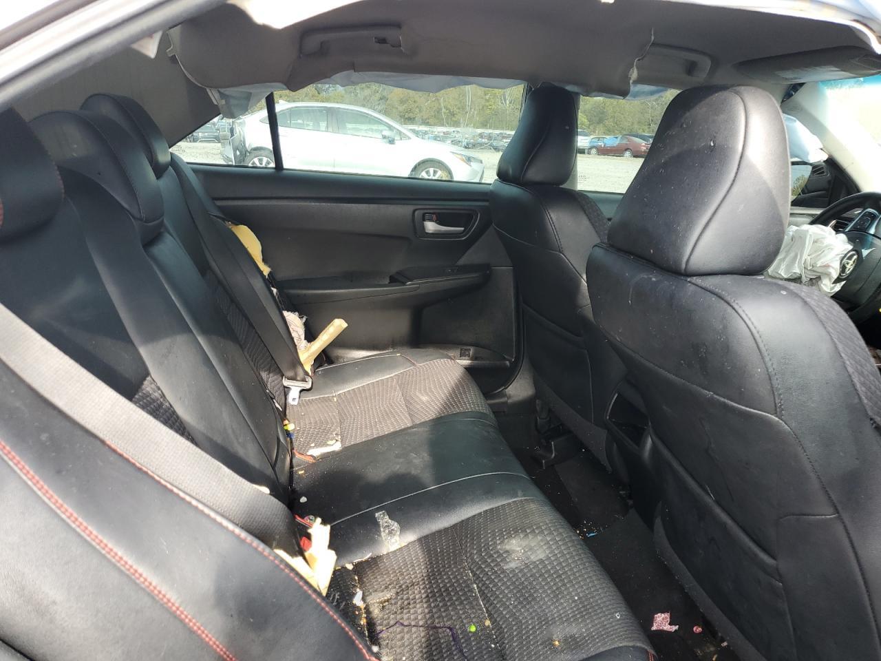 2015 TOYOTA CAMRY
