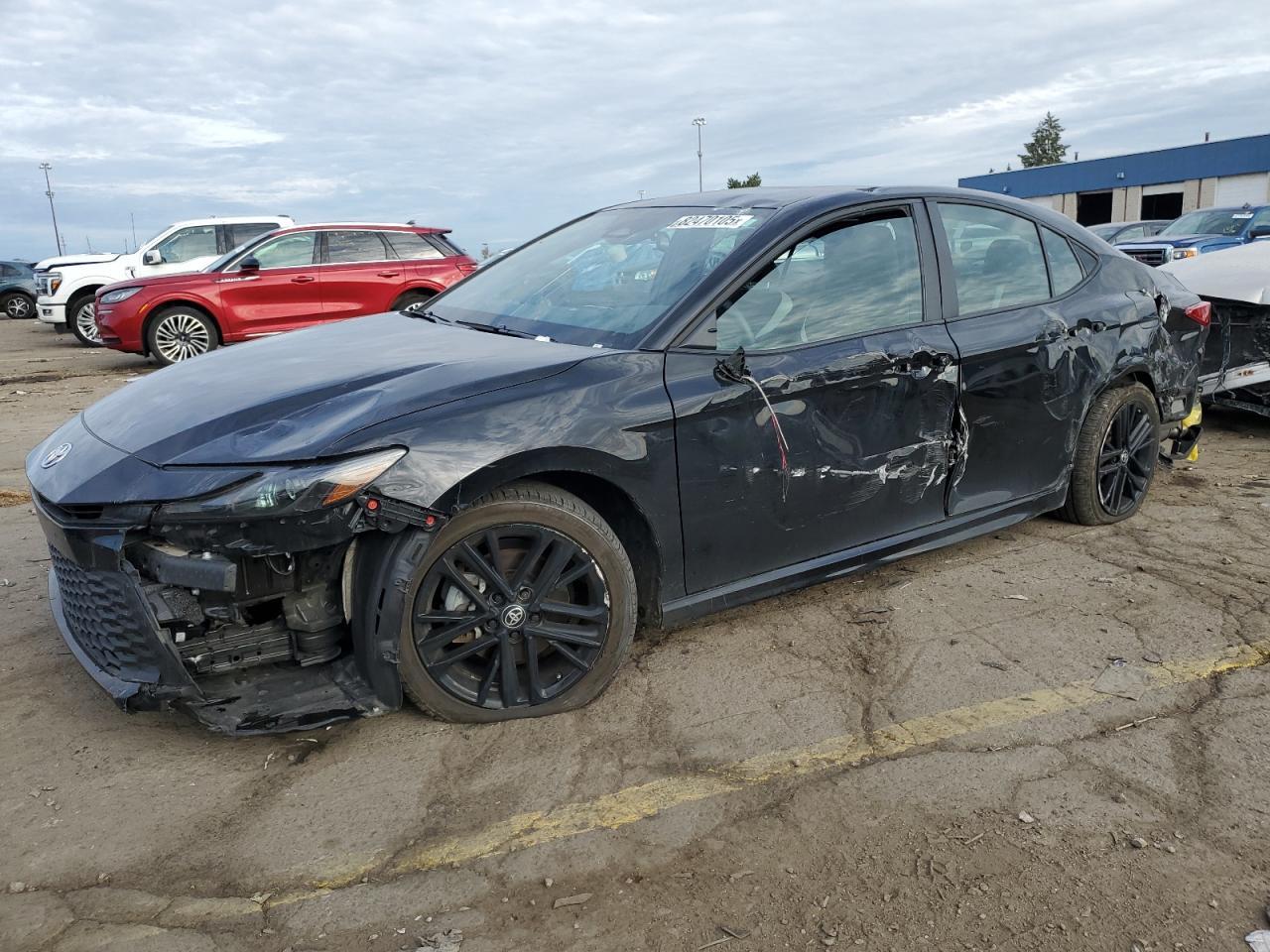 2025 TOYOTA CAMRY