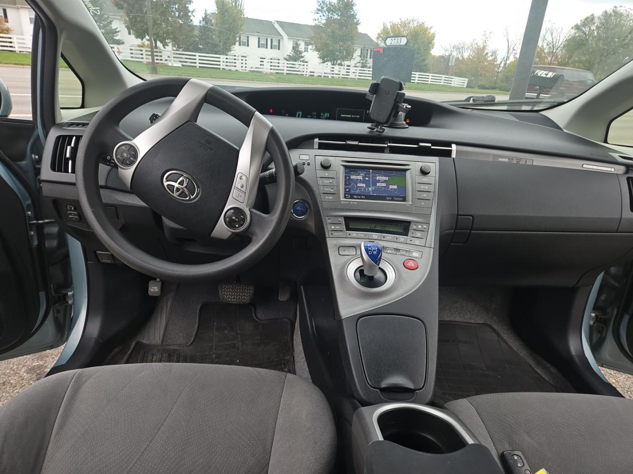 2012 TOYOTA Prius Plug-In