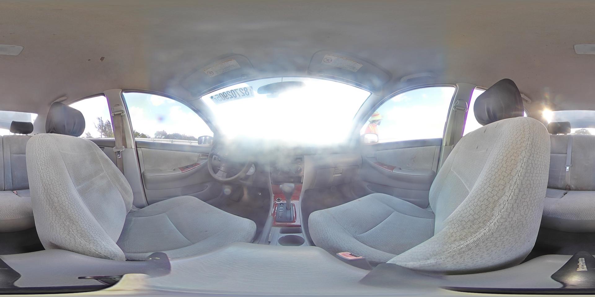 2004 TOYOTA COROLLA