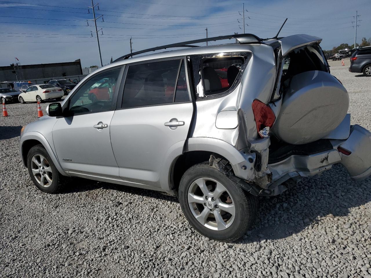 2011 TOYOTA RAV4