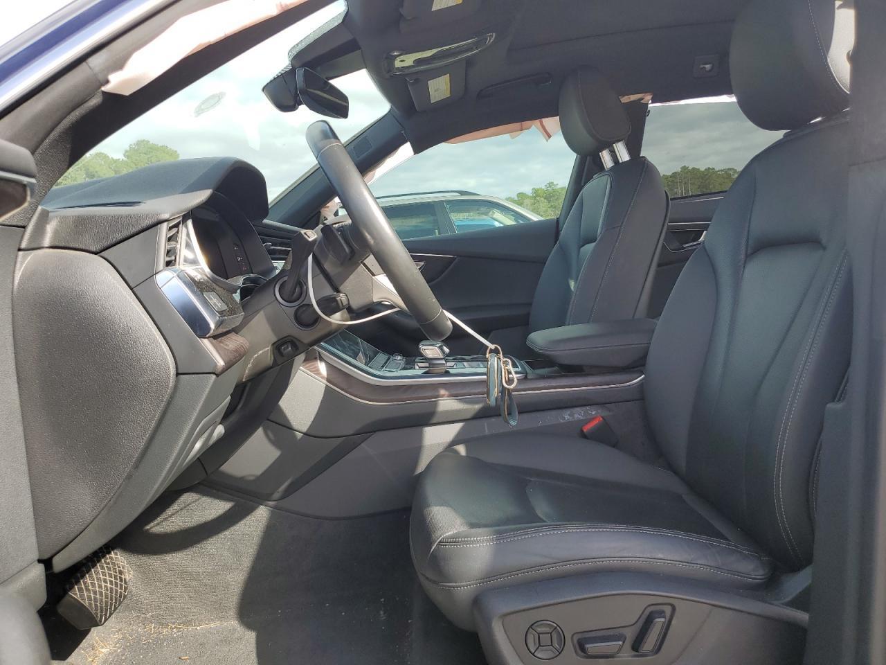 2021 AUDI Q8