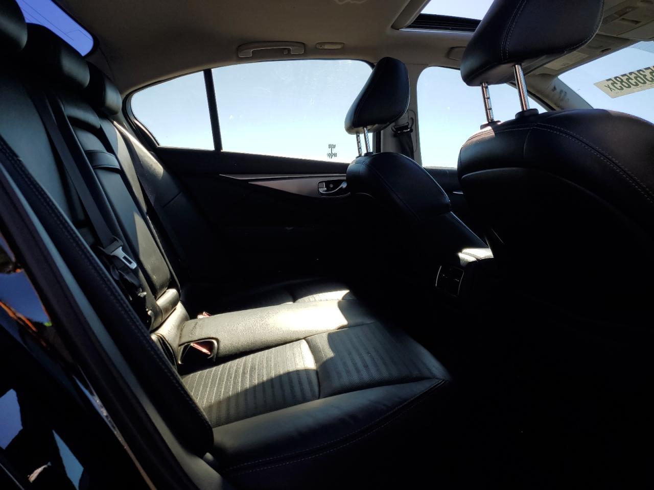 2016 INFINITI Q50