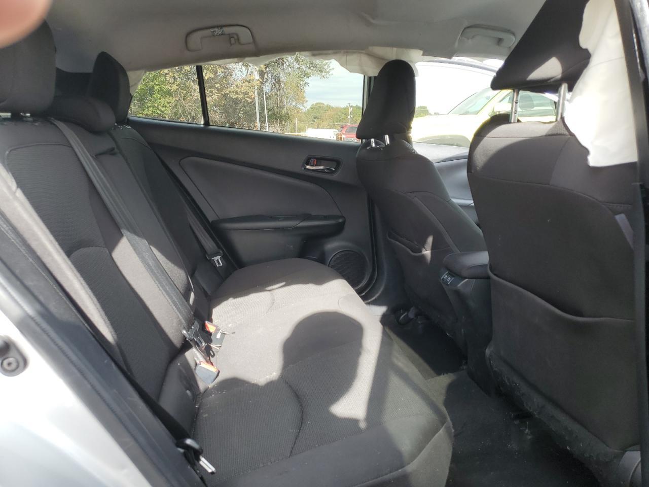 2019 TOYOTA PRIUS