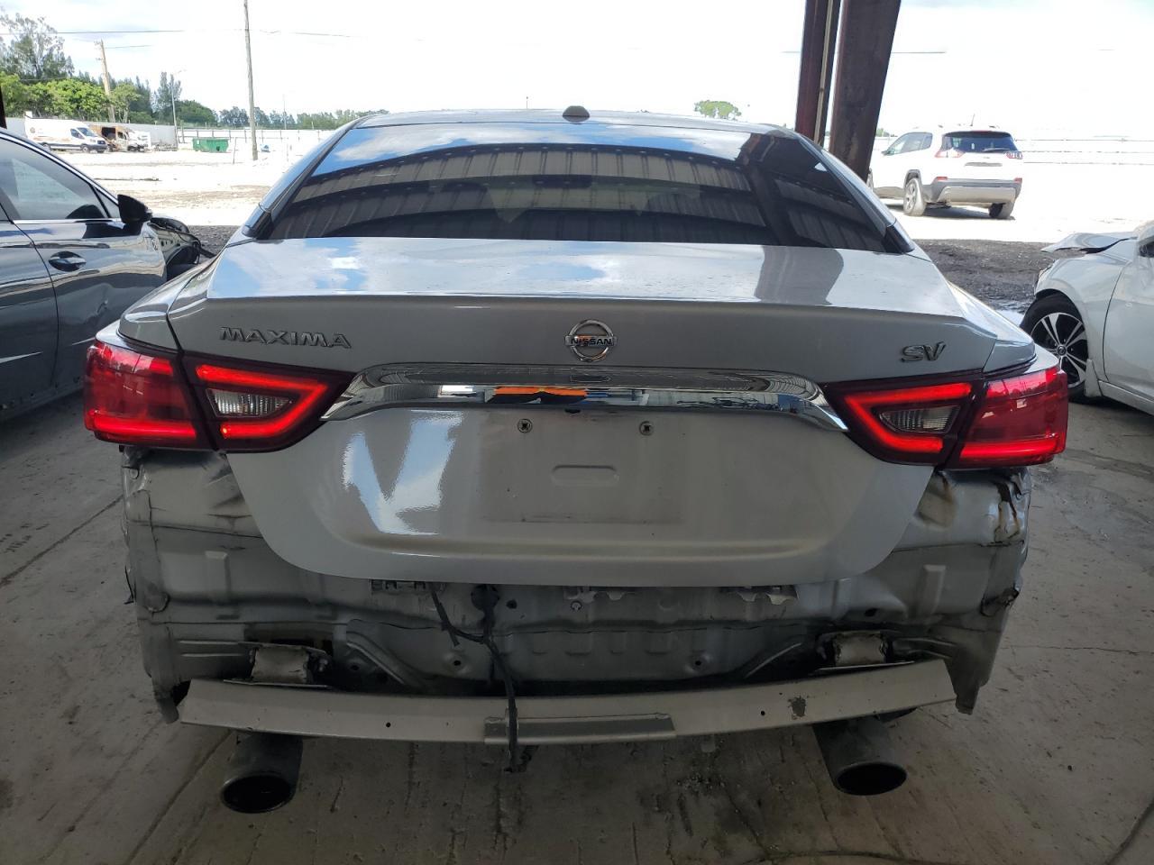 2018 NISSAN Maxima