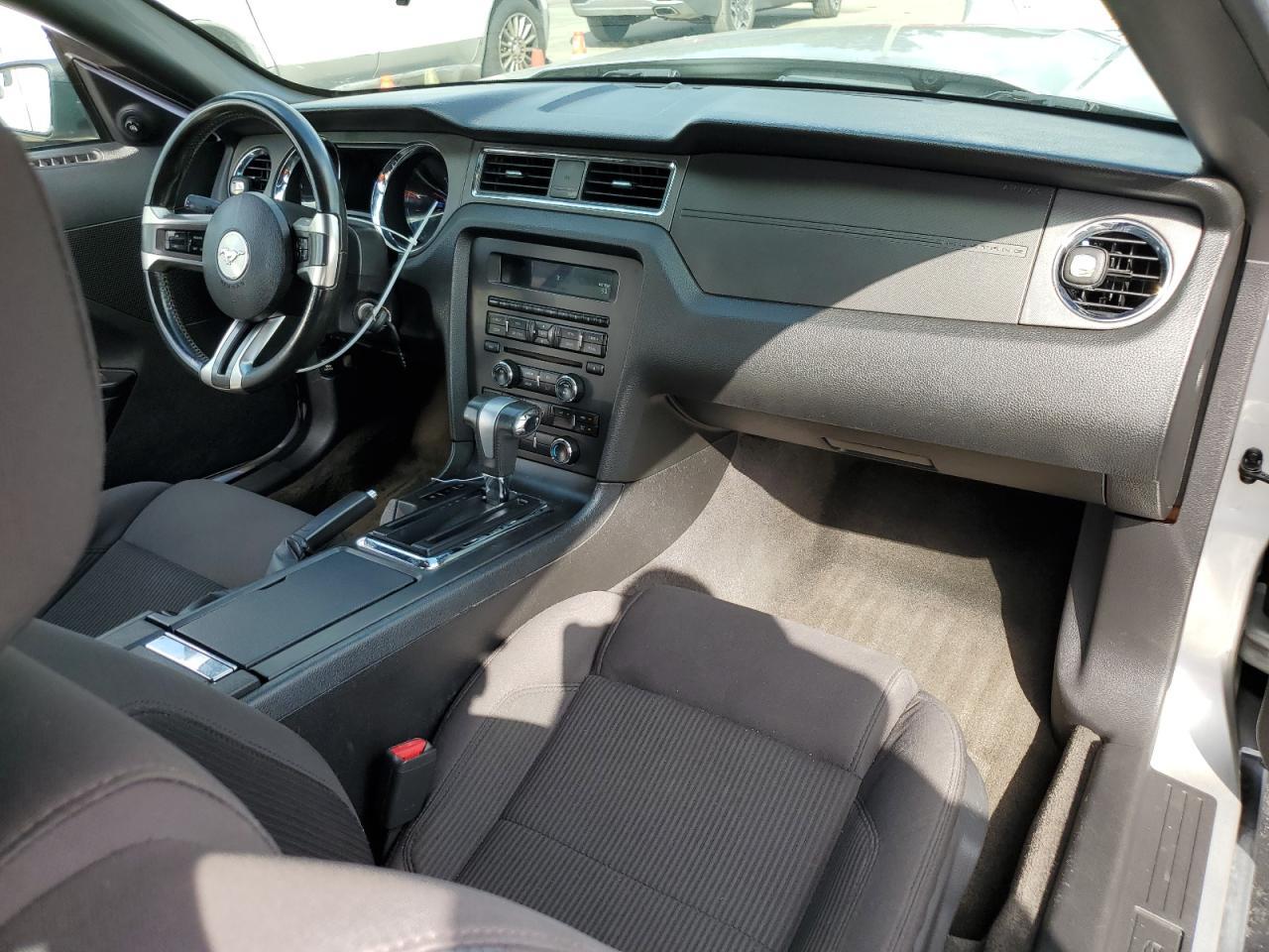 2012 FORD MUSTANG