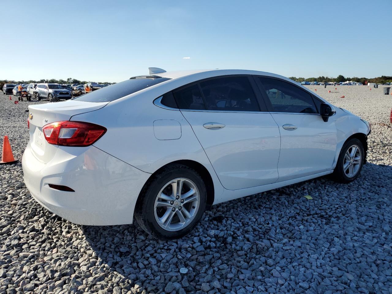 2017 CHEVROLET CRUZE