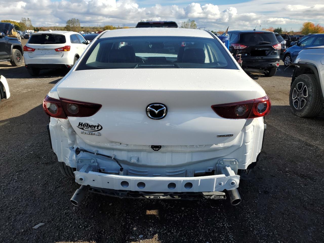 2025 MAZDA 3