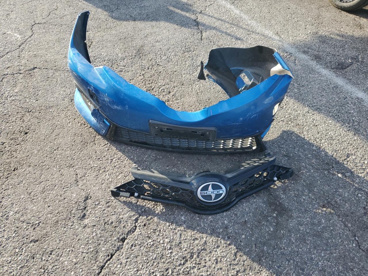 2016 TOYOTA SCION