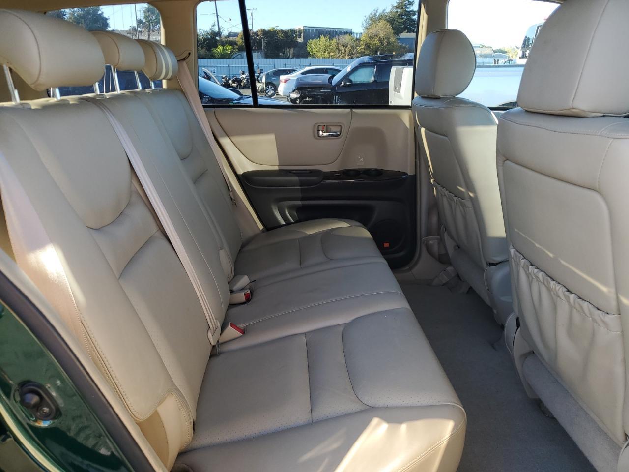 2001 TOYOTA HIGHLANDER