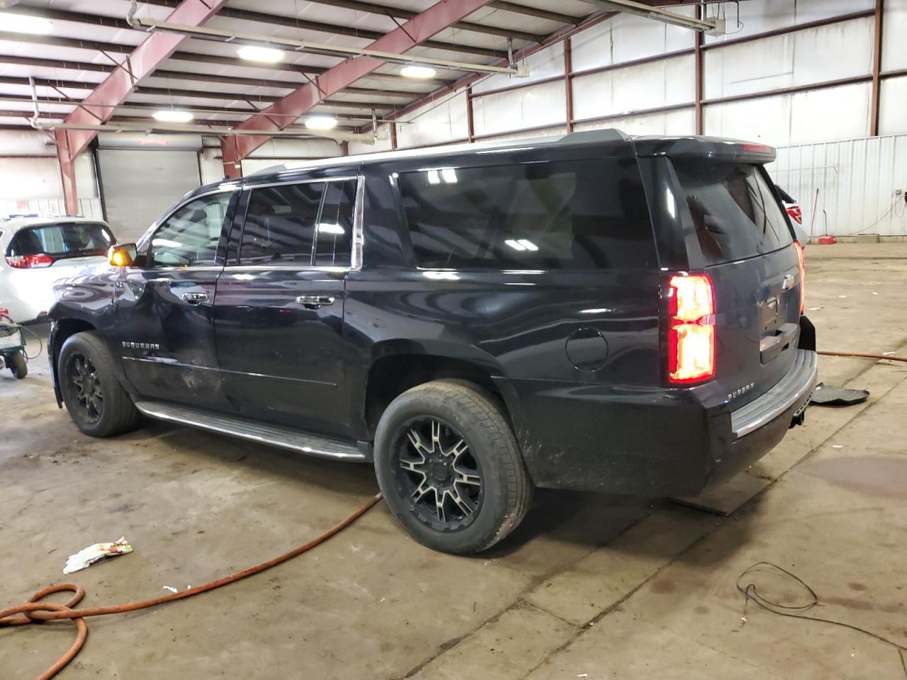2017 CHEVROLET Suburban