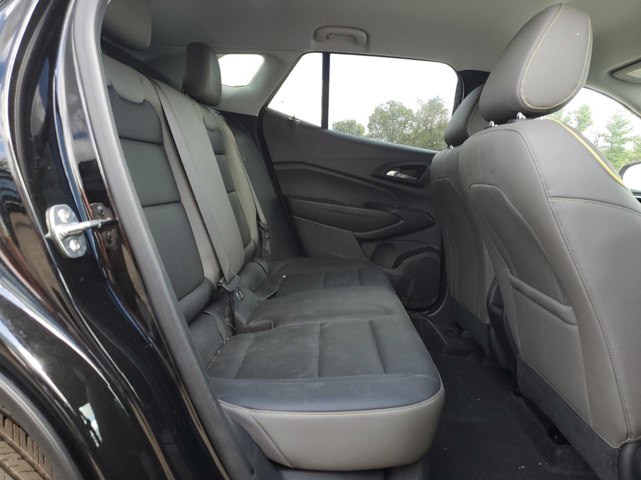 2025 CHEVROLET TRAX