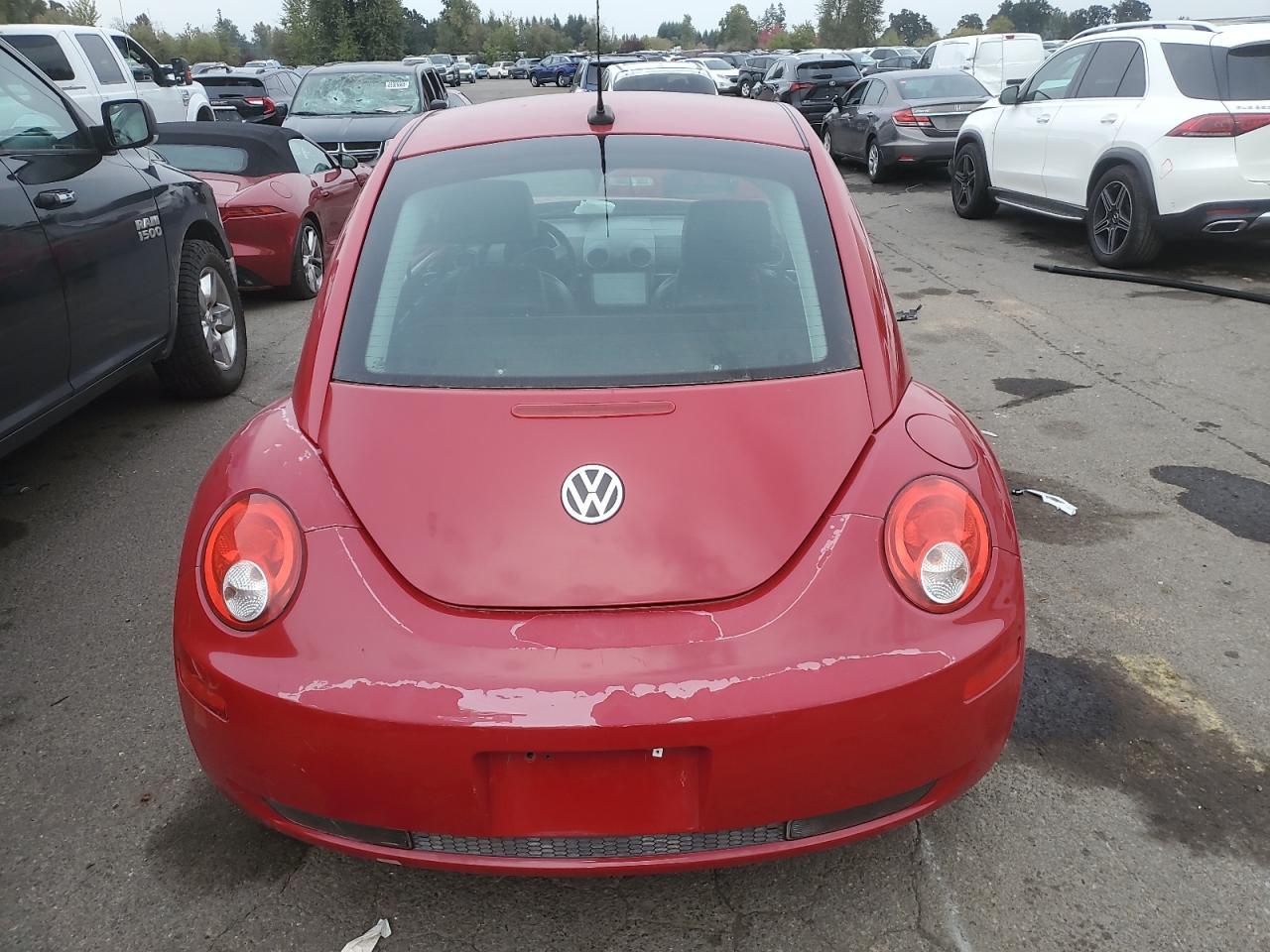 2010 VOLKSWAGEN Beetle