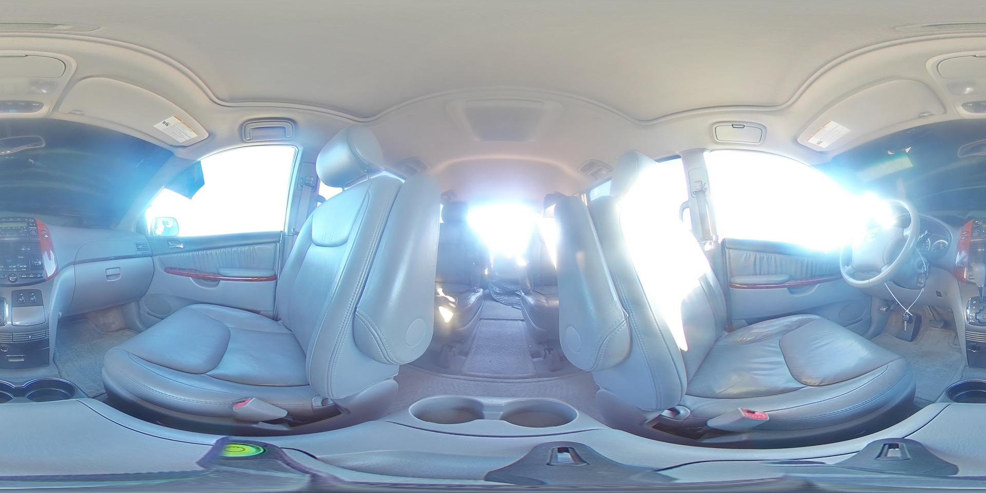 2005 TOYOTA SIENNA