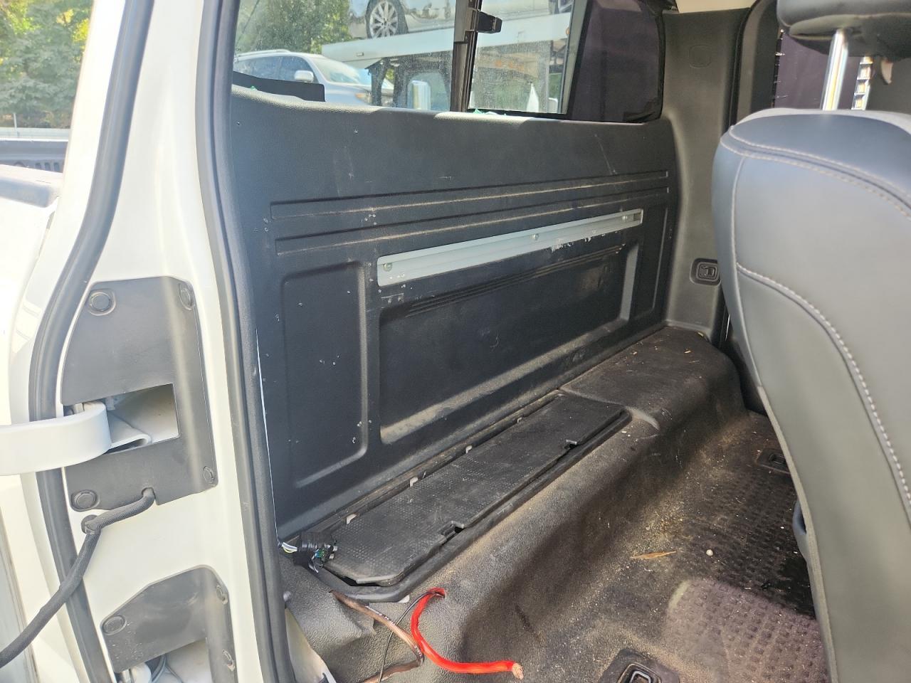 2017 NISSAN Titan