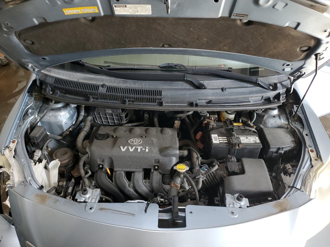 2010 TOYOTA YARIS