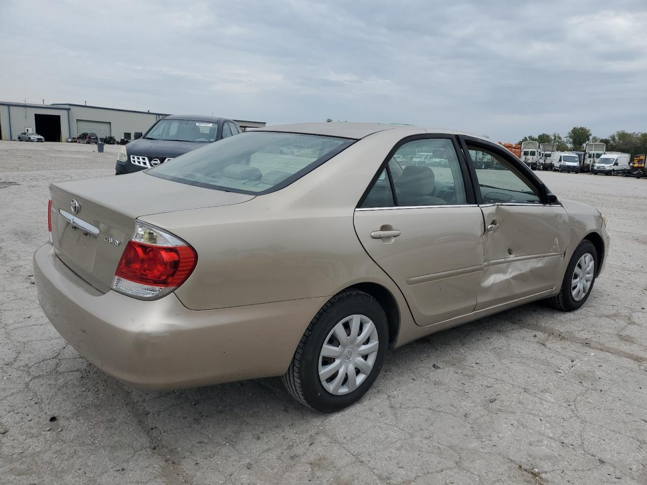 2005 TOYOTA CAMRY