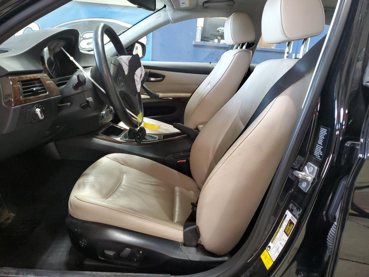 2011 BMW 3 SERIES