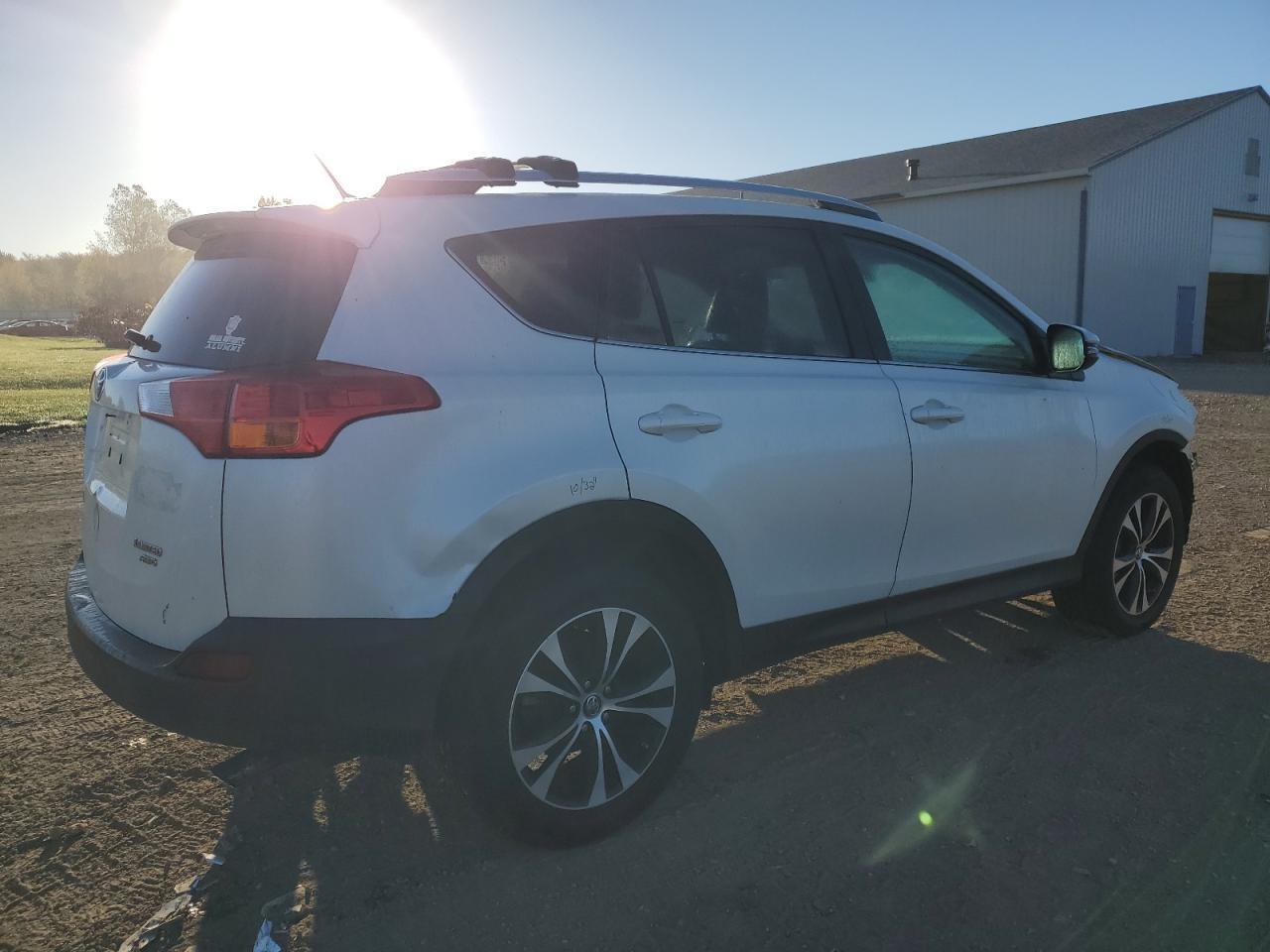 2015 TOYOTA RAV4
