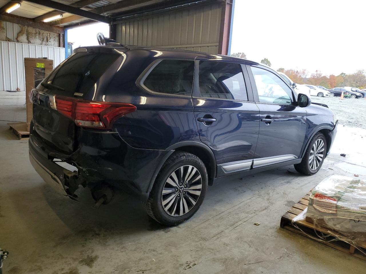 2020 MITSUBISHI outlander