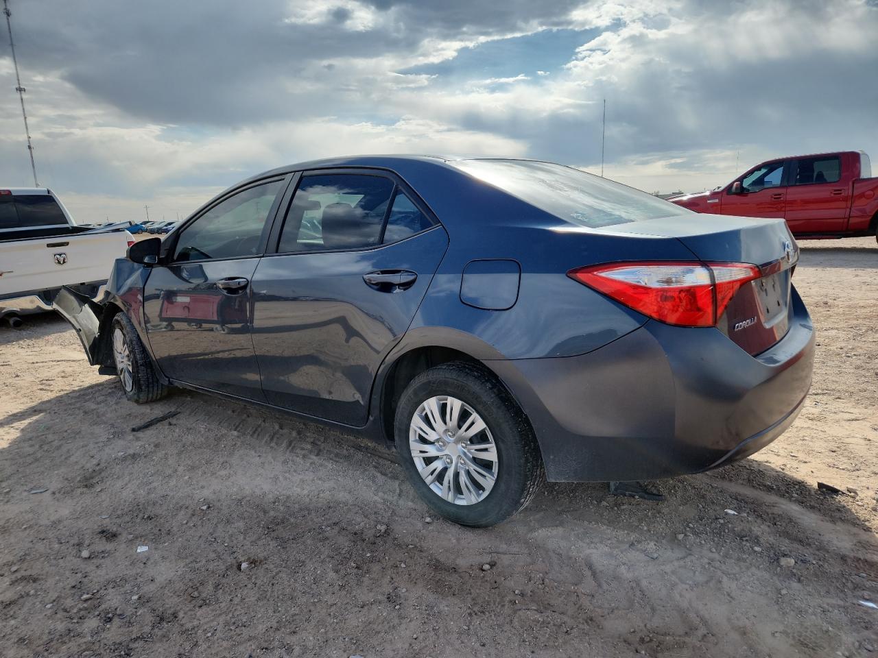 2015 TOYOTA COROLLA