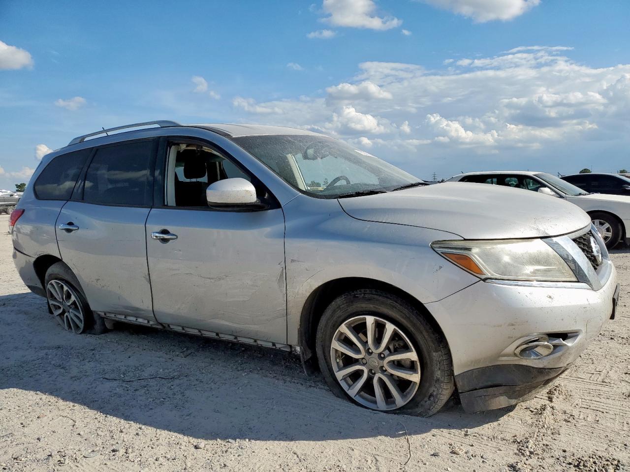 2016 NISSAN PATHFINDER