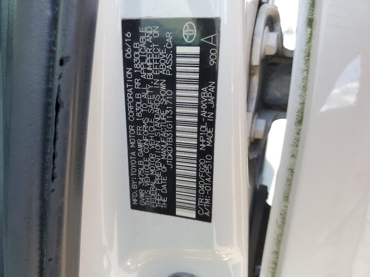 2016 TOYOTA Prius c