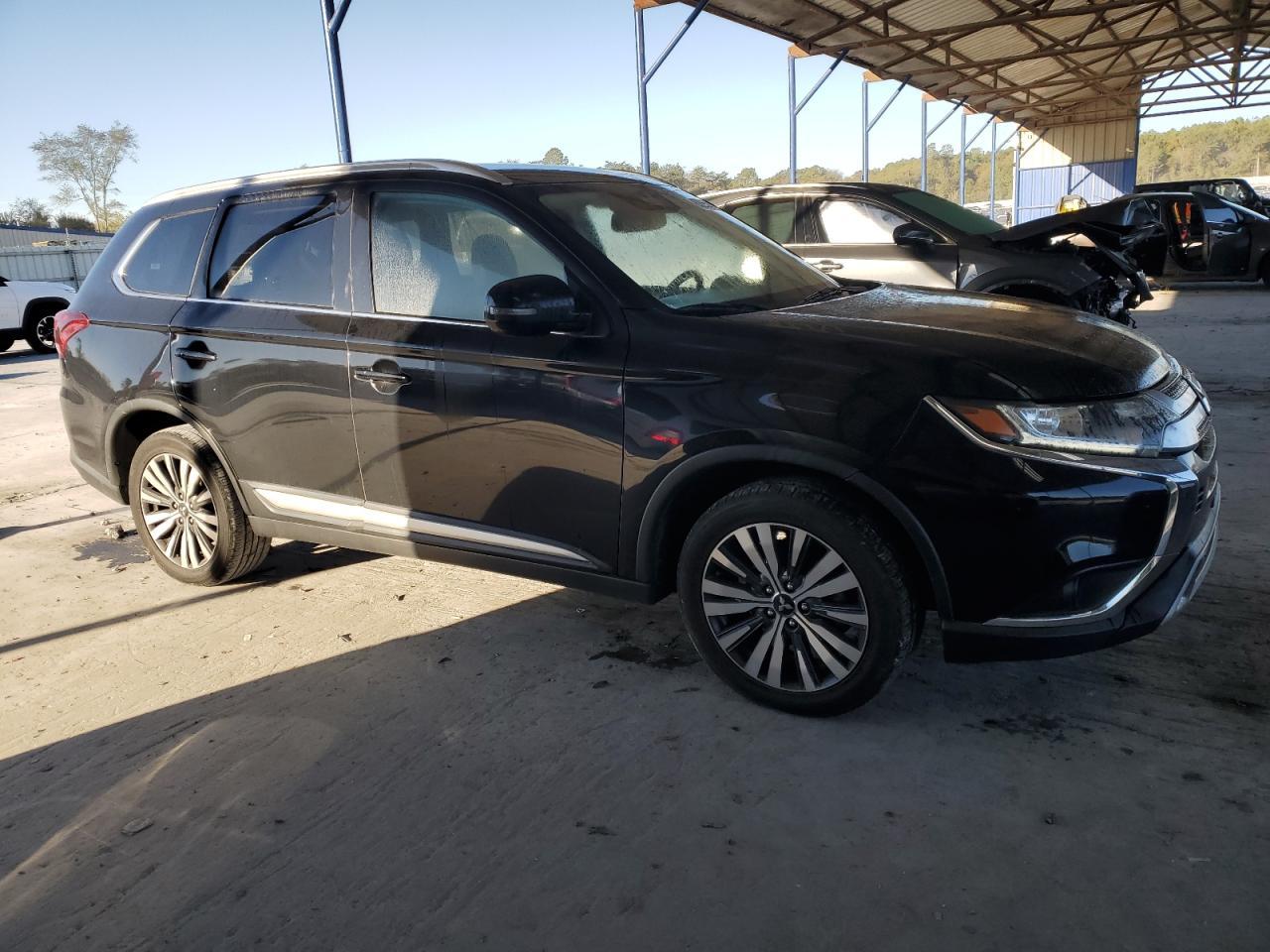2020 MITSUBISHI outlander