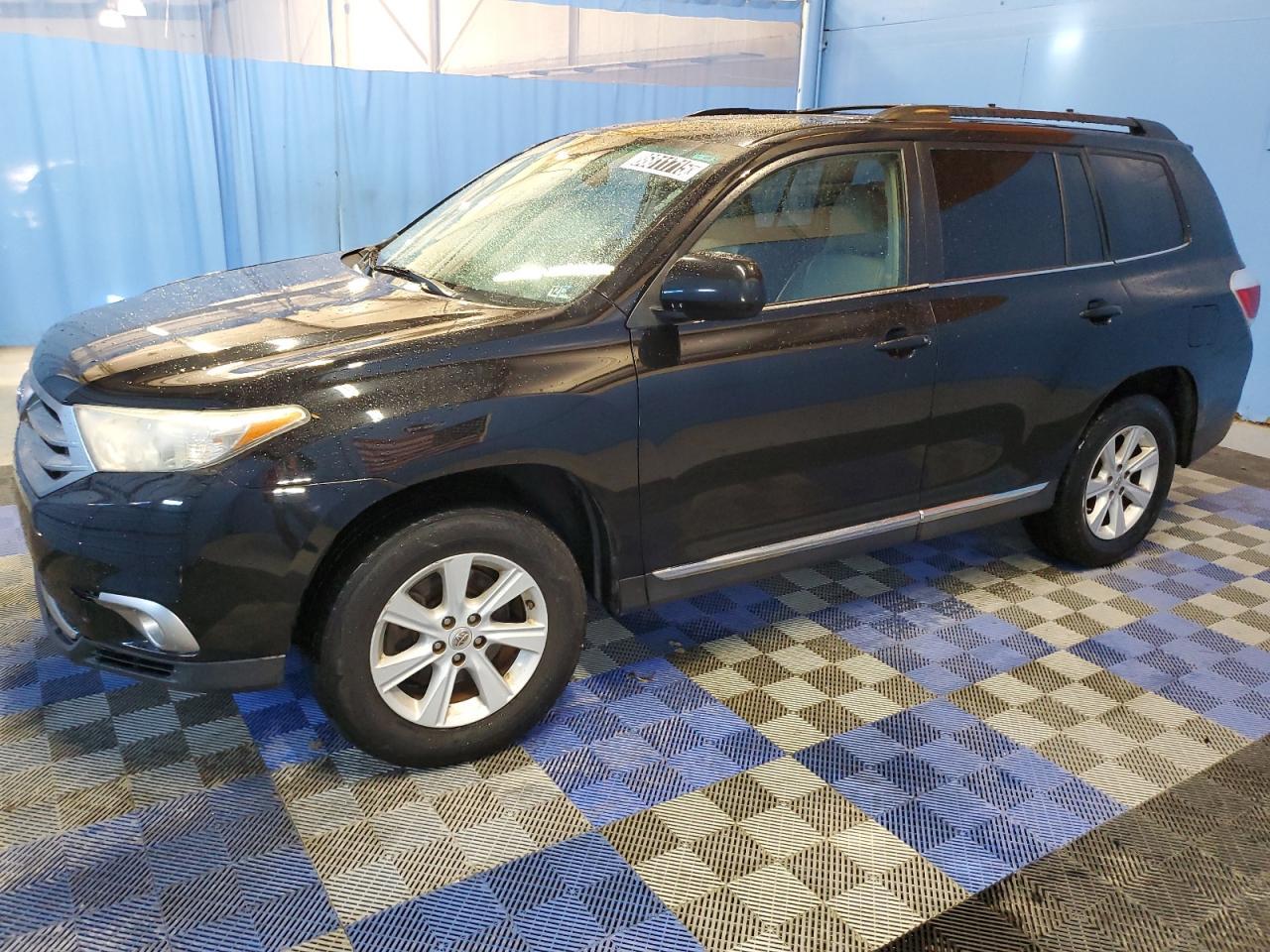 2013 TOYOTA HIGHLANDER