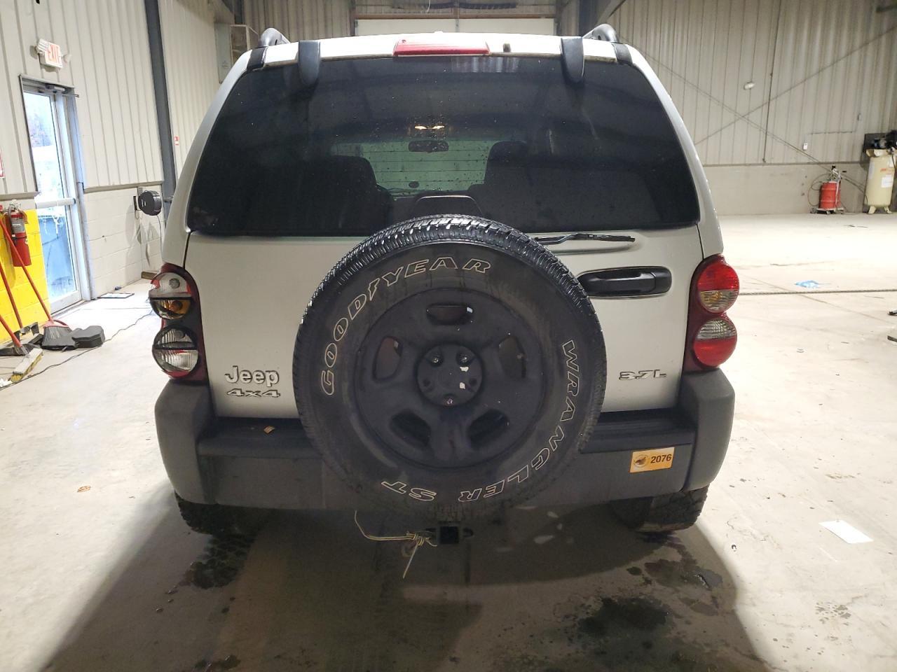 2006 JEEP Liberty
