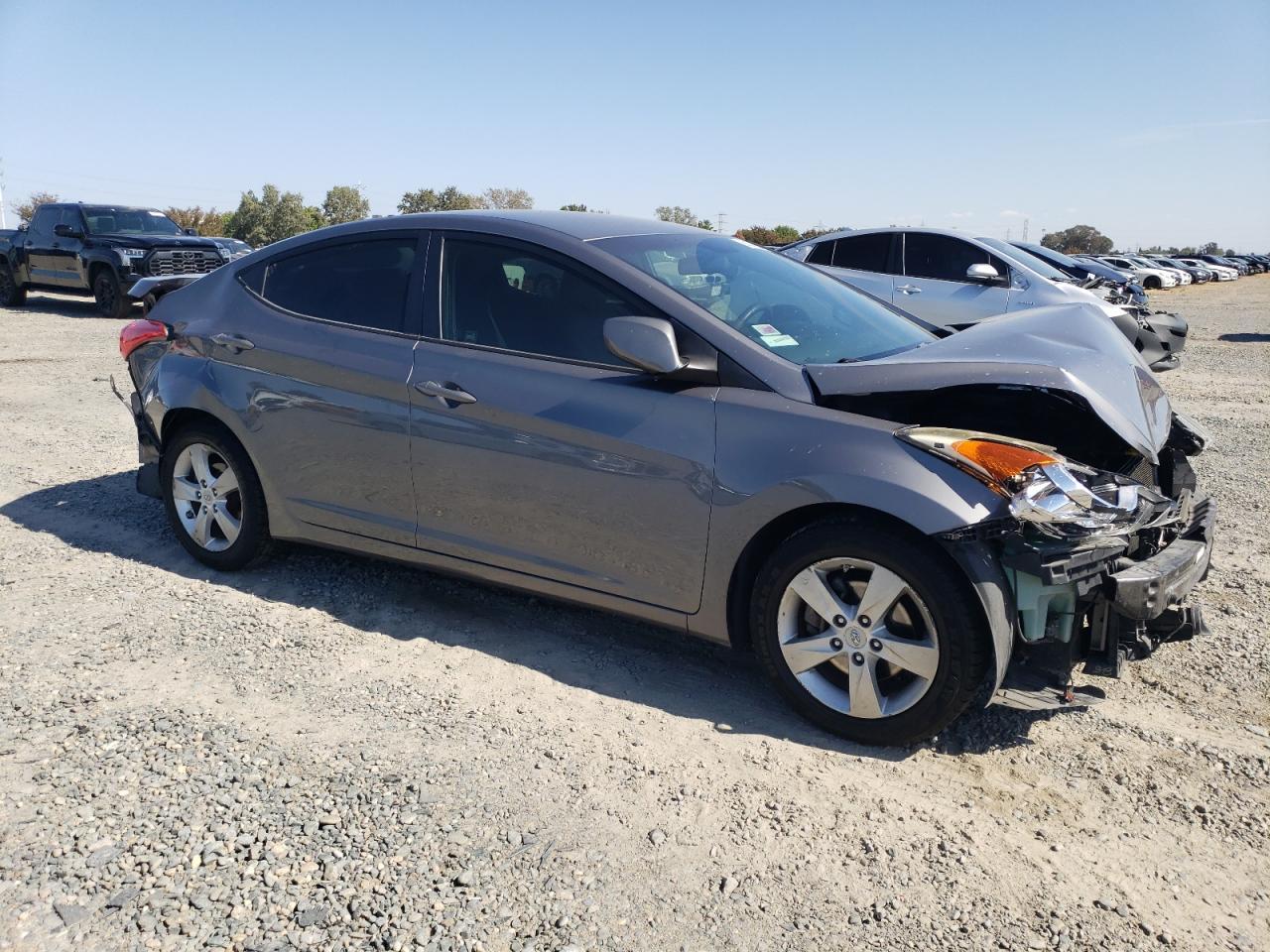 2012 HYUNDAI ELANTRA