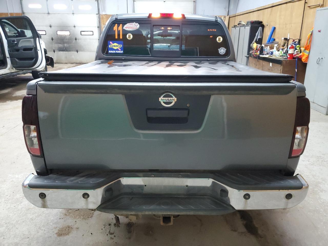 2017 NISSAN Frontier