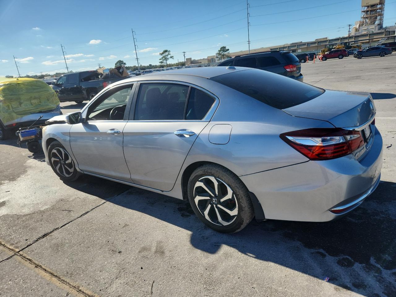 2017 HONDA ACCORD