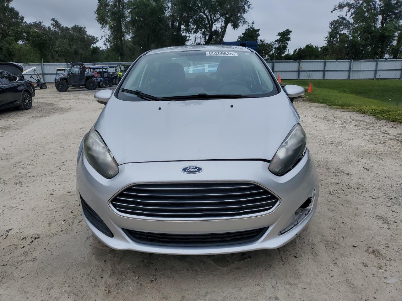 2016 FORD Fiesta