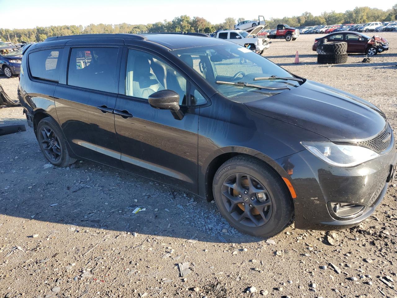 2020 CHRYSLER Pacifica