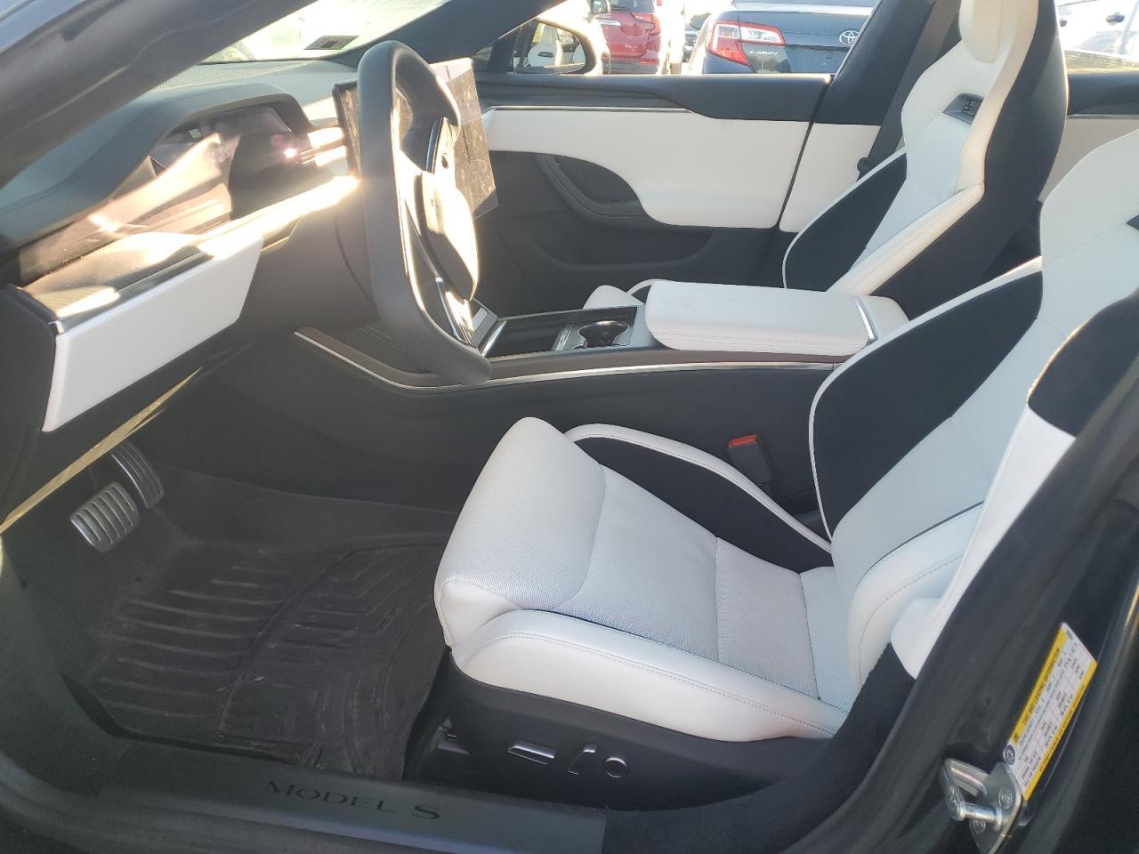 2024 TESLA MODEL S