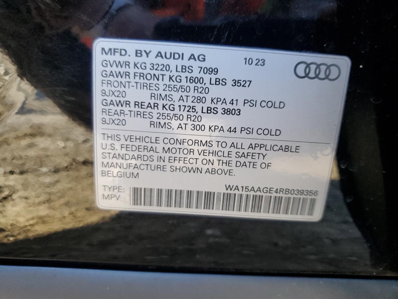 2024 AUDI Q8