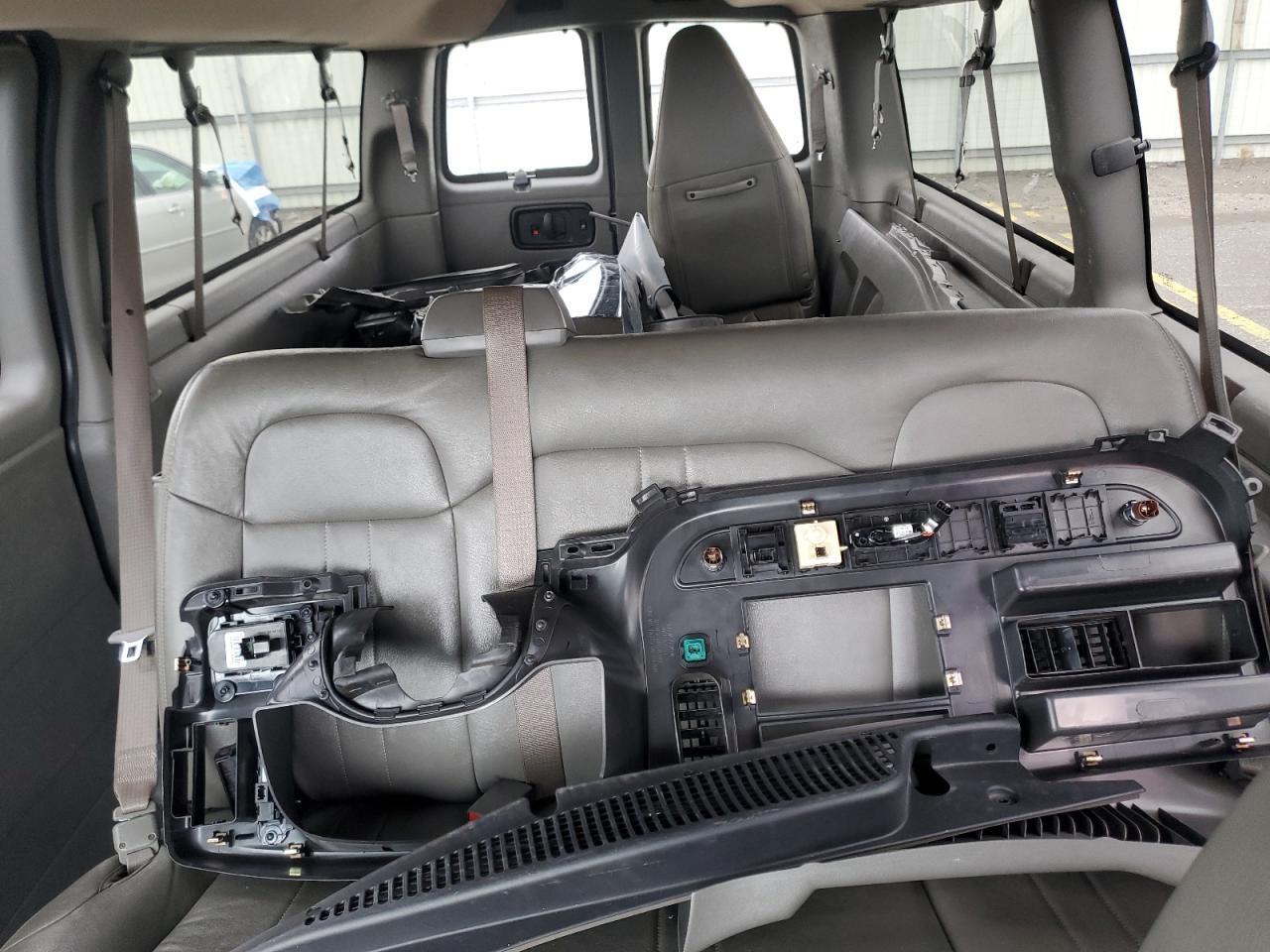 2024 GMC Savana