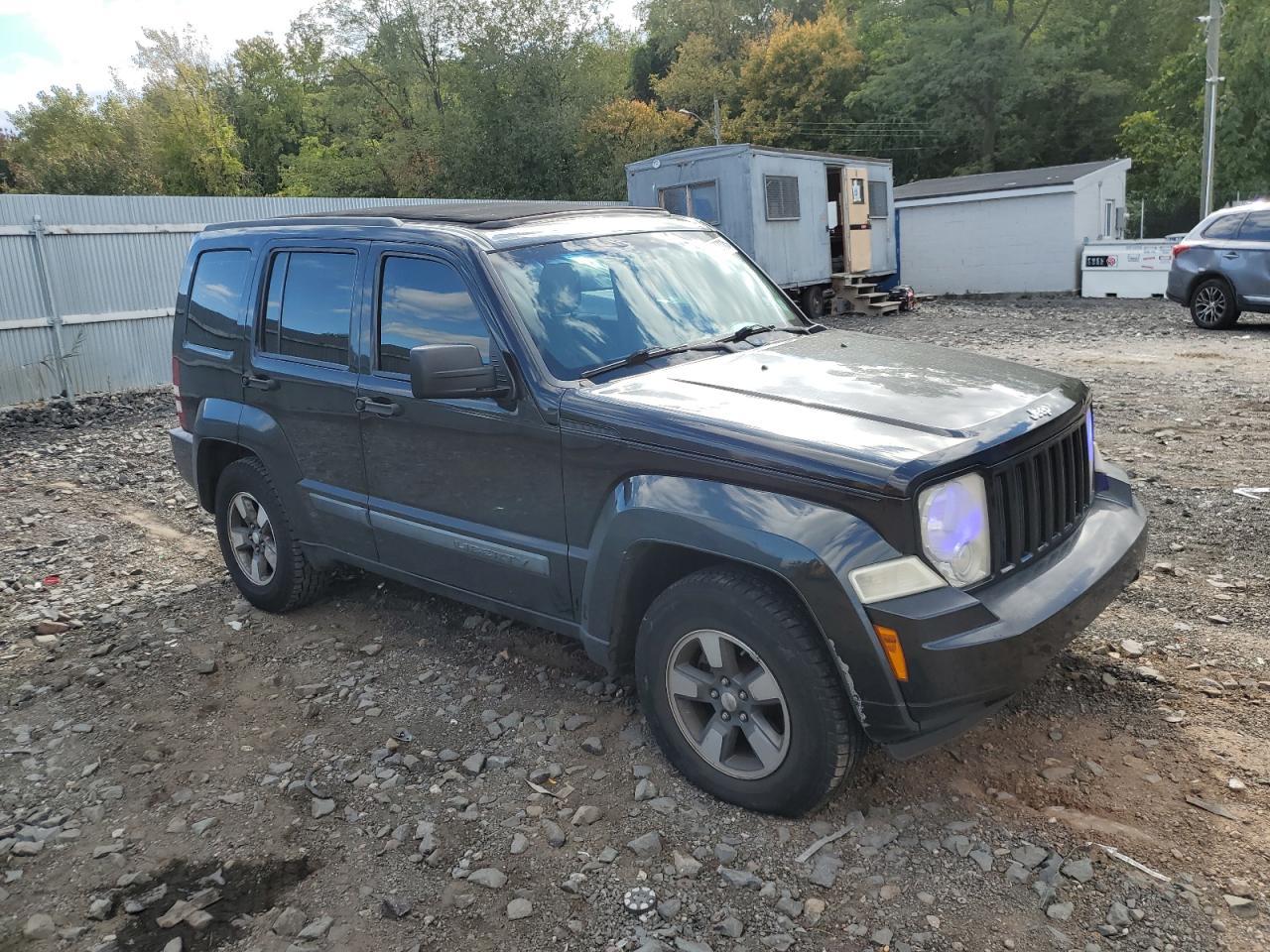 2008 JEEP Liberty